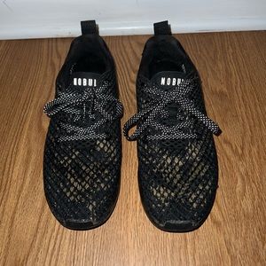 NoBull Mesh Running shoes. Women 7.5